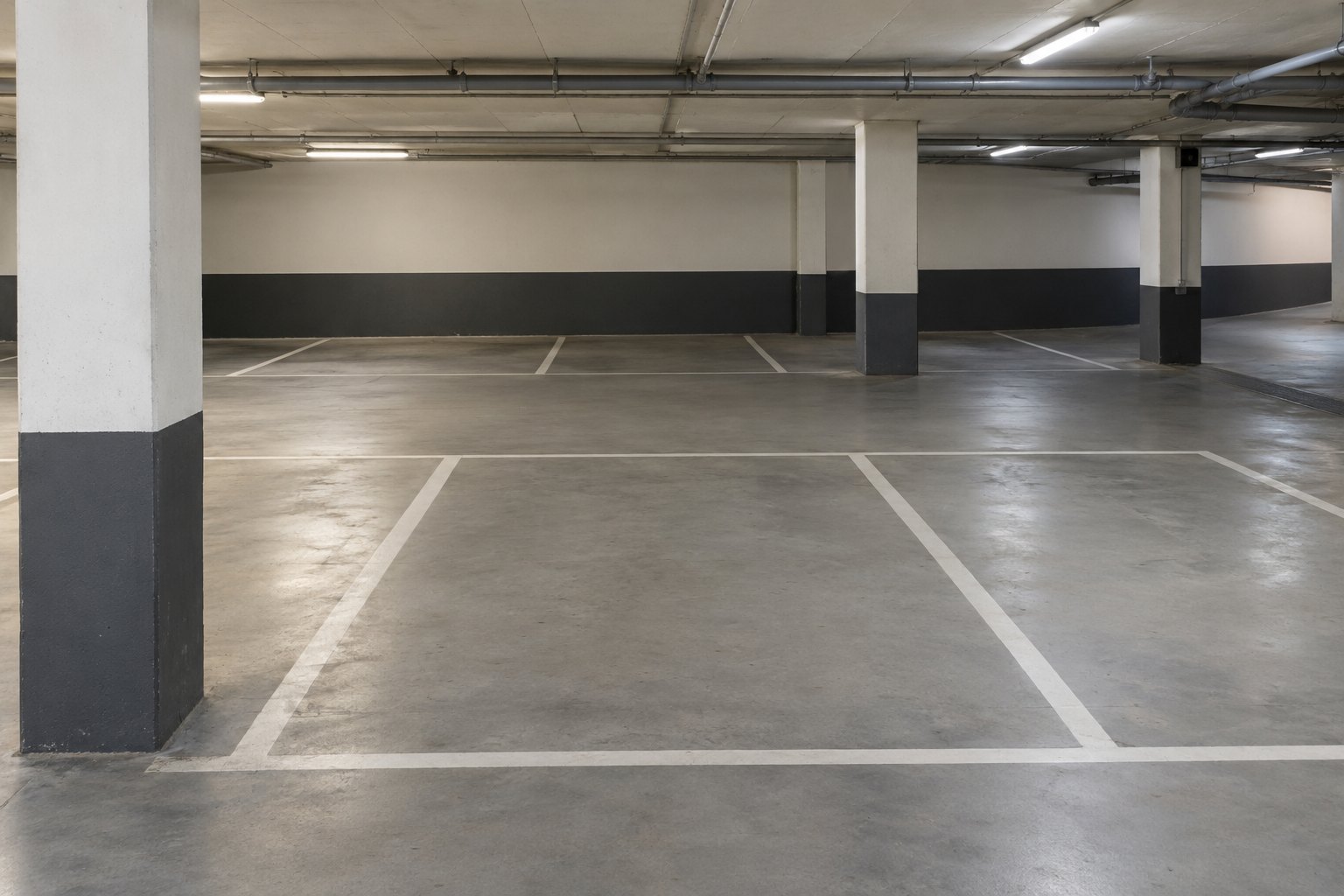 Parking in Eixample